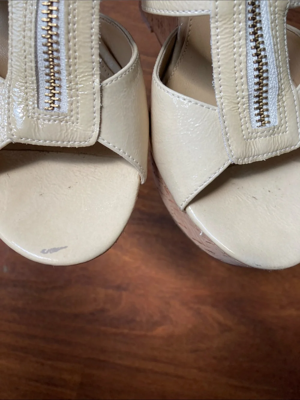 MICHAEL Michael Kors Nude Beige Leather Wedge Heels Sz 7.5